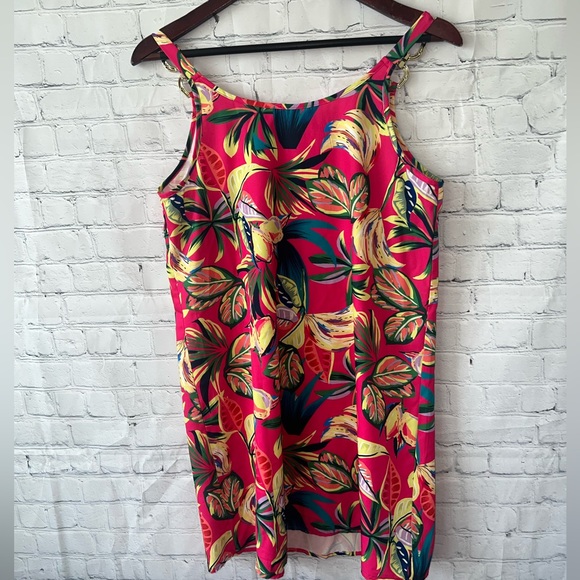 Pink, Yellow & Green sleeveless blouse with gold chain link size XS - Picture 8 of 10